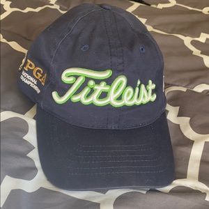 Titleist hat like new!